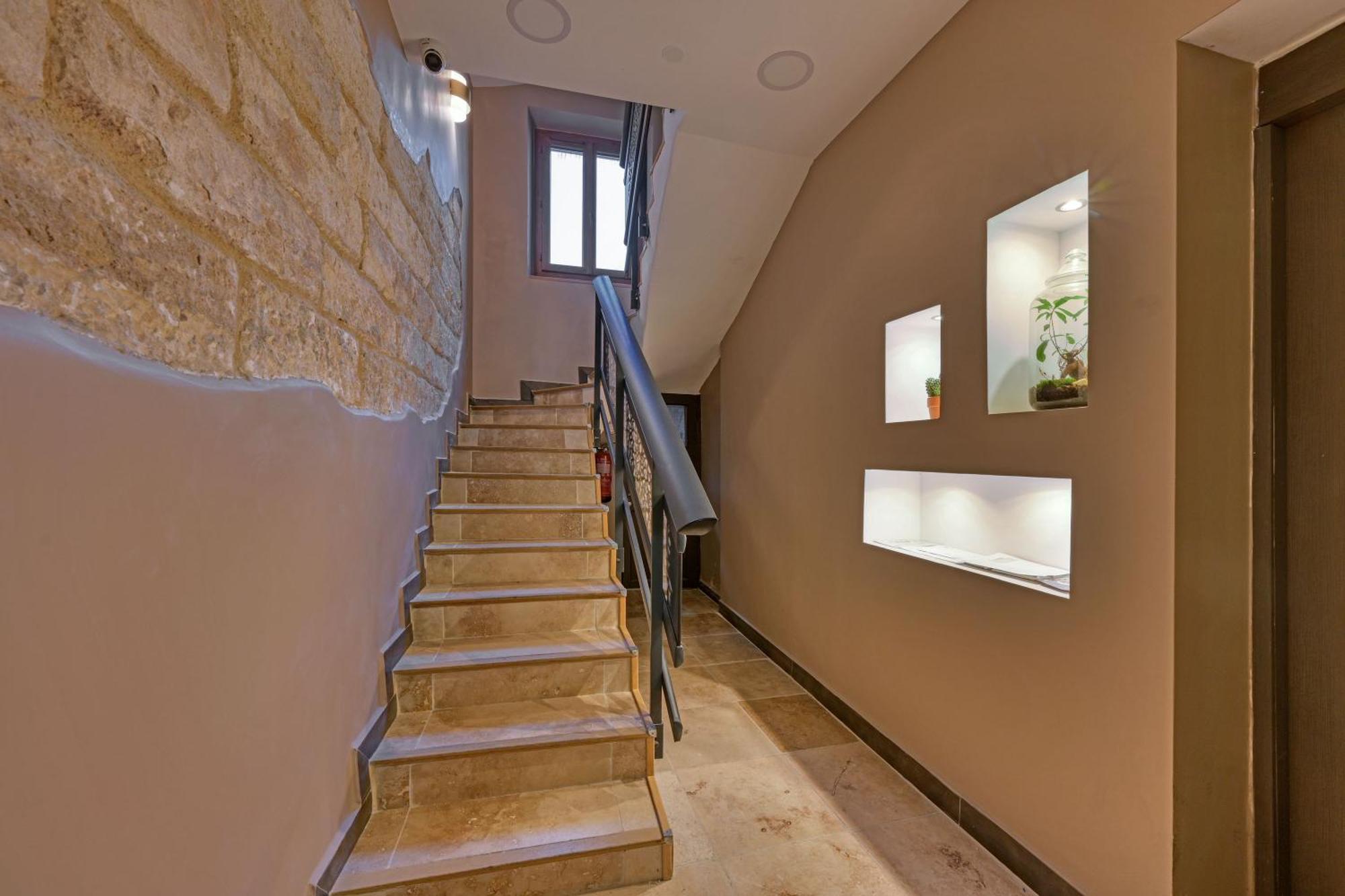 Le 185 - Charme Et Tranquillite Au Coeur D'Avignon Lägenhet Exteriör bild