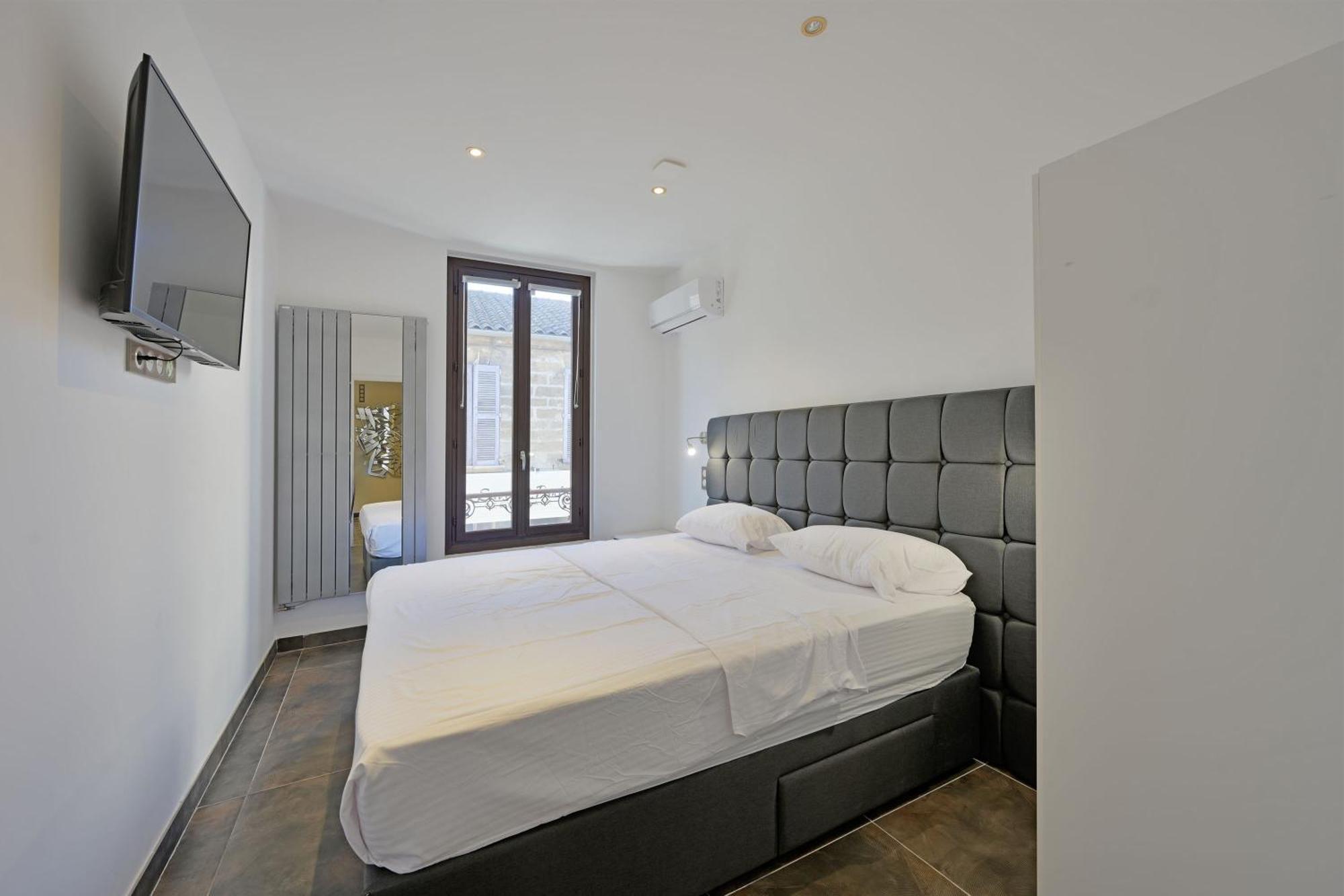 Le 185 - Charme Et Tranquillite Au Coeur D'Avignon Lägenhet Exteriör bild